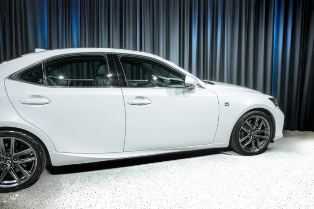 2019 Lexus IS 3rd Gen - Image 4 of 12