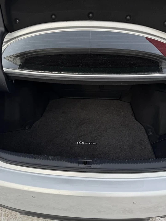 2019 Lexus IS 3rd Gen - Image 11 of 19