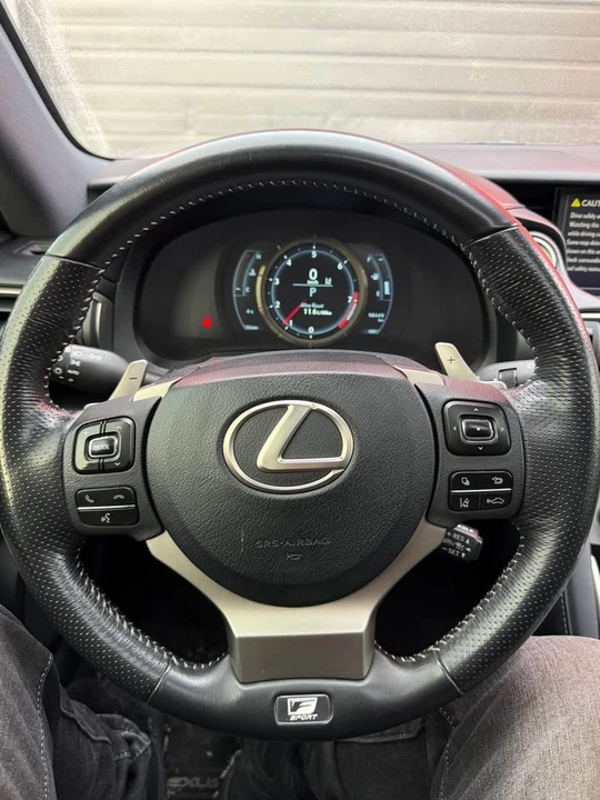 2019 Lexus IS 3rd Gen - Image 17 of 19