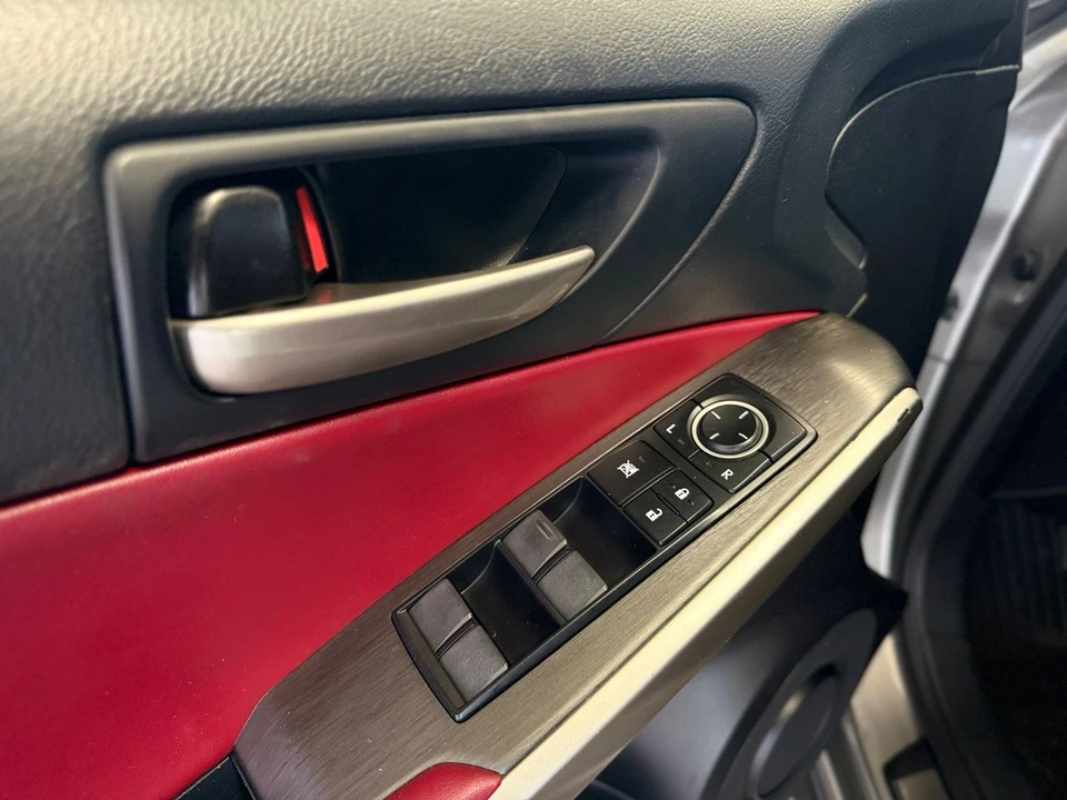 2019 Lexus IS 3rd Gen - Image 13 of 21