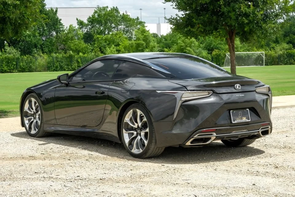 2019 Lexus LC - Image 9 of 20