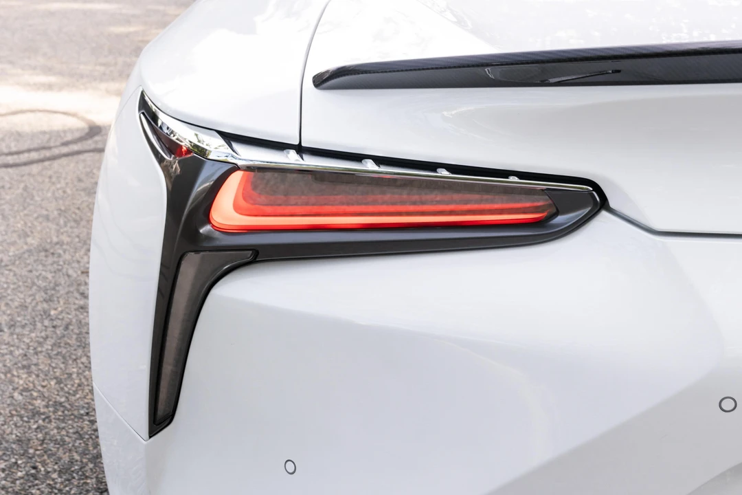 2019 Lexus LC - Image 25 of 31