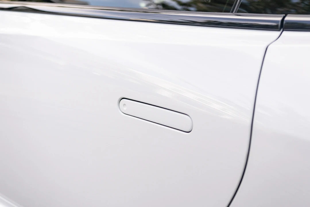 2019 Lexus LC - Image 19 of 31