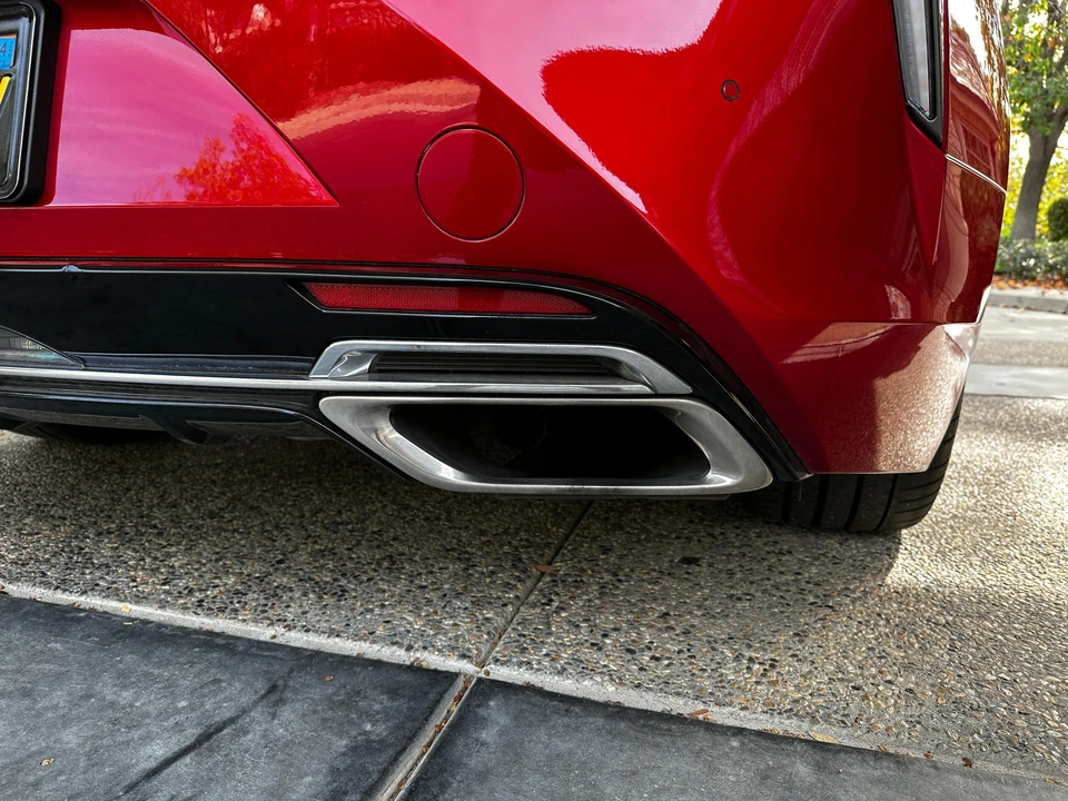 2019 Lexus LC - Image 27 of 31