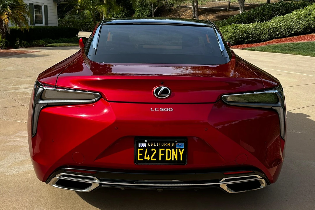 2019 Lexus LC - Image 5 of 31