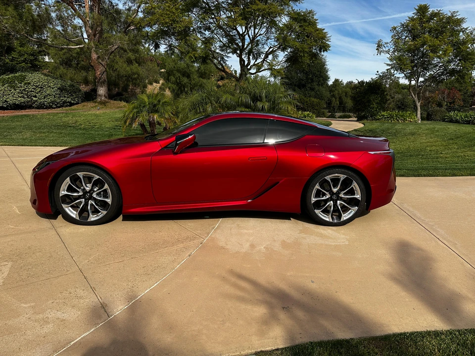2019 Lexus LC - Image 7 of 31