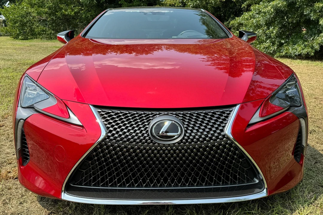 2019 Lexus LC - Image 2 of 31