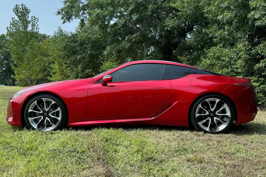 2019 Lexus LC - Image 7 of 31