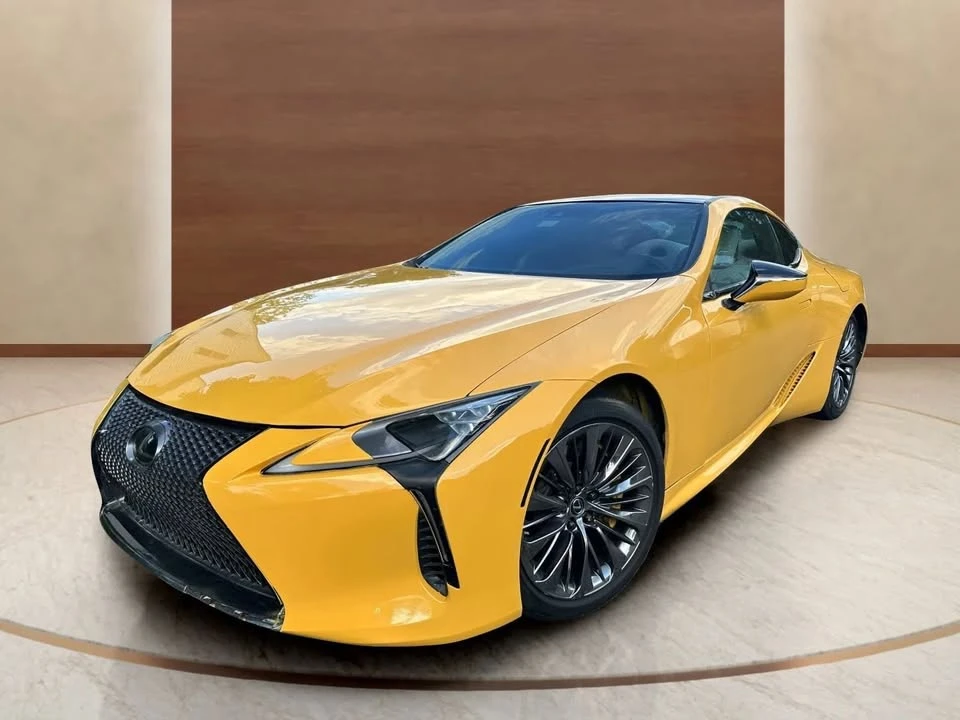 2019 Lexus LC - Image 9 of 13
