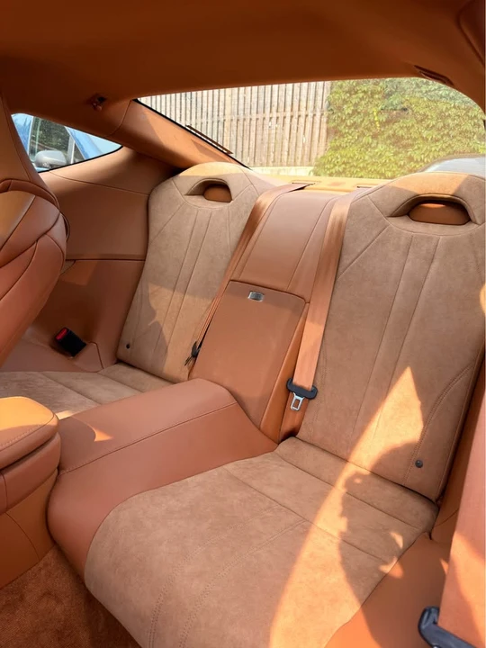 2019 Lexus LC - Image 13 of 15