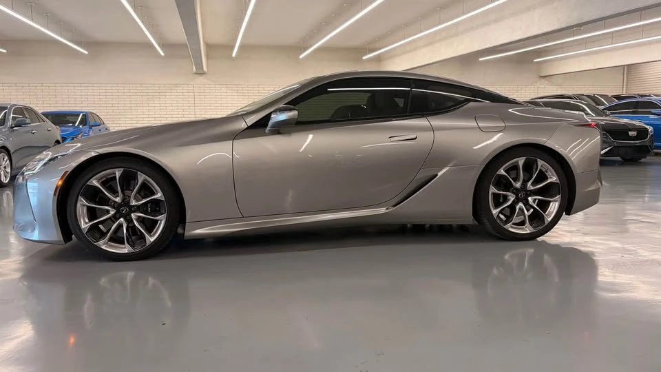 2019 Lexus LC - Image 3 of 11