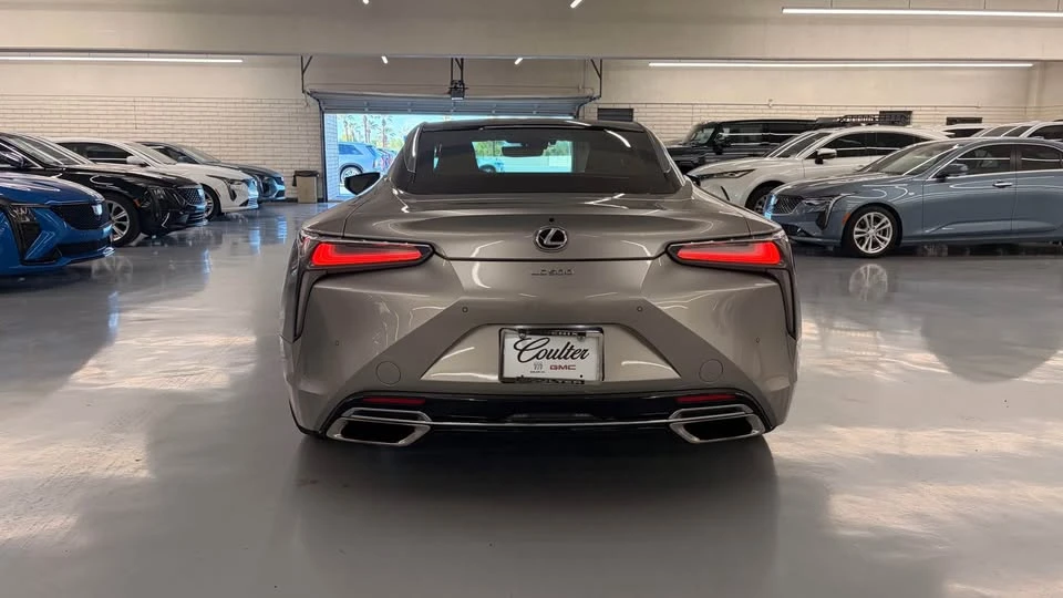 2019 Lexus LC - Image 7 of 11