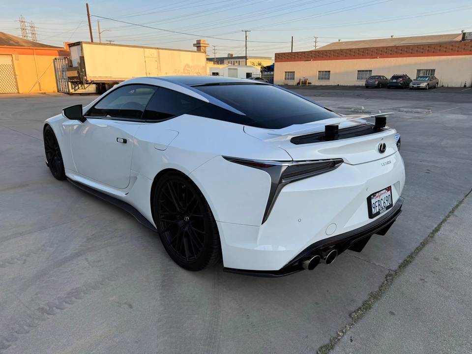 2019 Lexus LC - Image 21 of 31