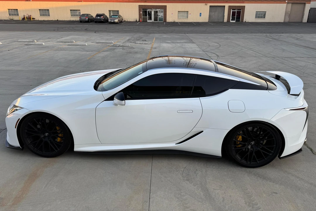 2019 Lexus LC - Image 3 of 31
