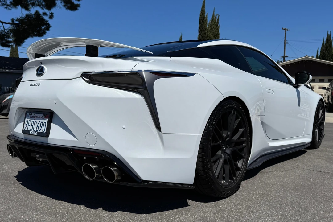 2019 Lexus LC - Image 4 of 31
