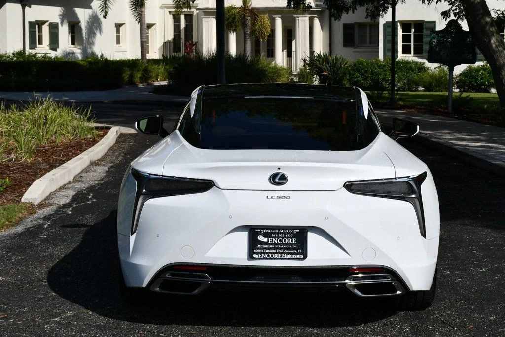 2019 Lexus LC - Image 29 of 31