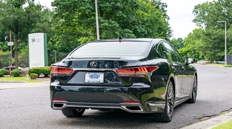 2019 Lexus LS 5th Gen - Image 6 of 20
