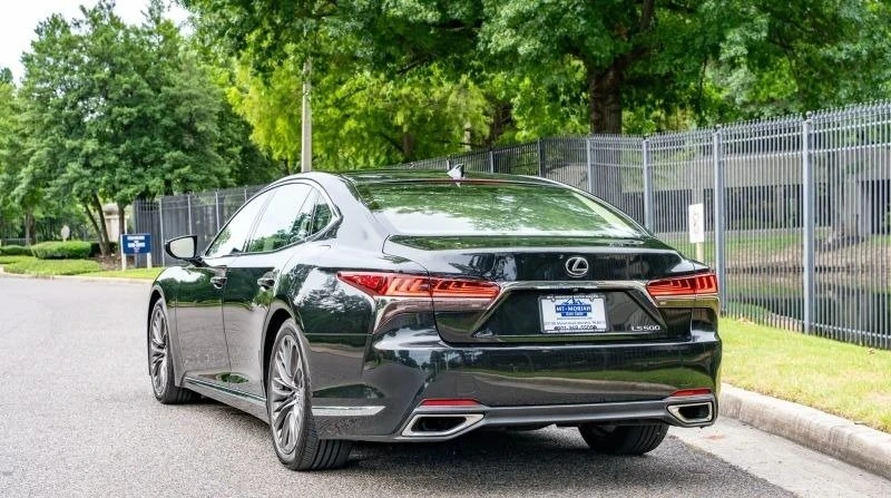 2019 Lexus LS 5th Gen - Image 7 of 20