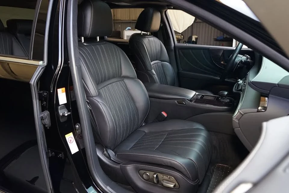 2019 Lexus LS 5th Gen - Image 4 of 20