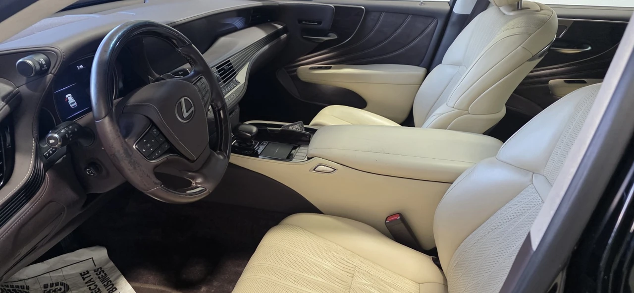 2019 Lexus LS 5th Gen - Image 8 of 13