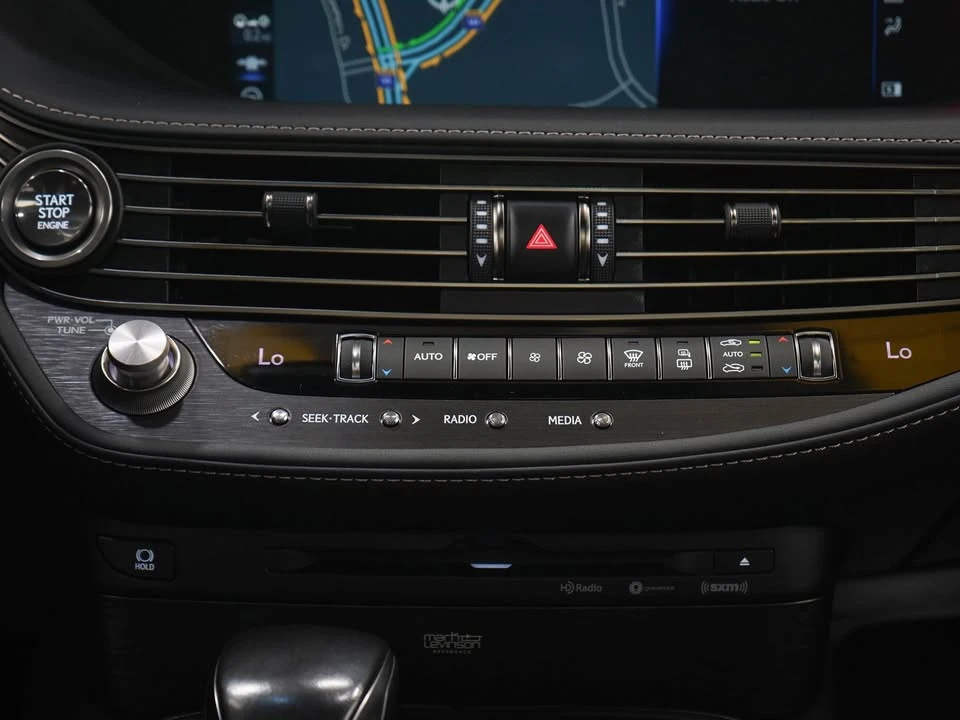 2019 Lexus LS 5th Gen - Image 15 of 20