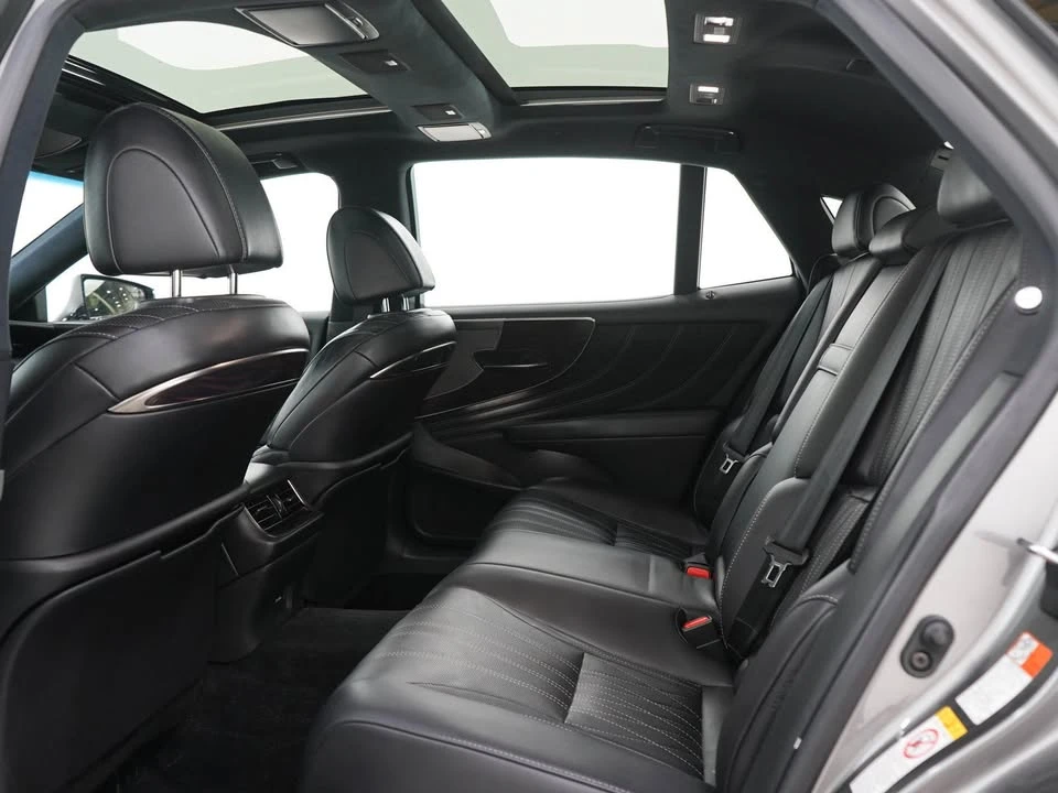 2019 Lexus LS 5th Gen - Image 14 of 20