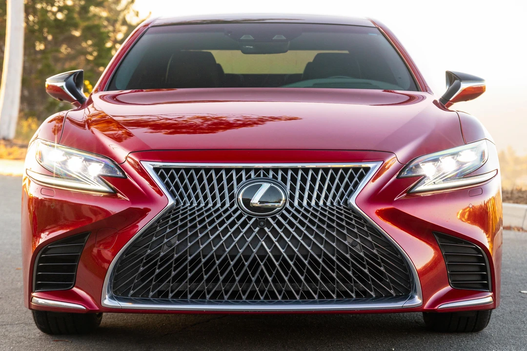 2019 Lexus LS 5th Gen - Image 6 of 31