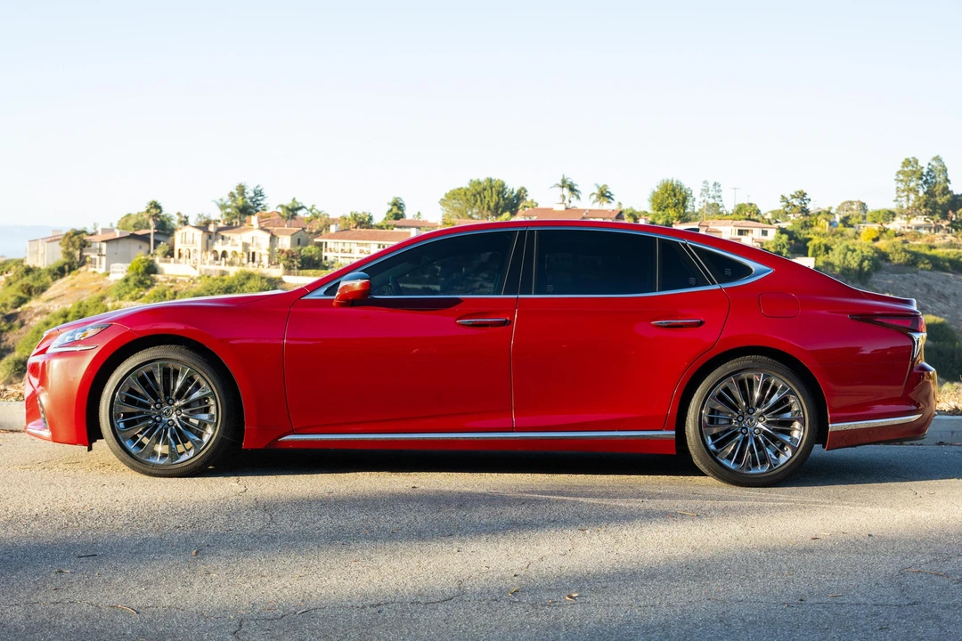 2019 Lexus LS 5th Gen - Image 3 of 31