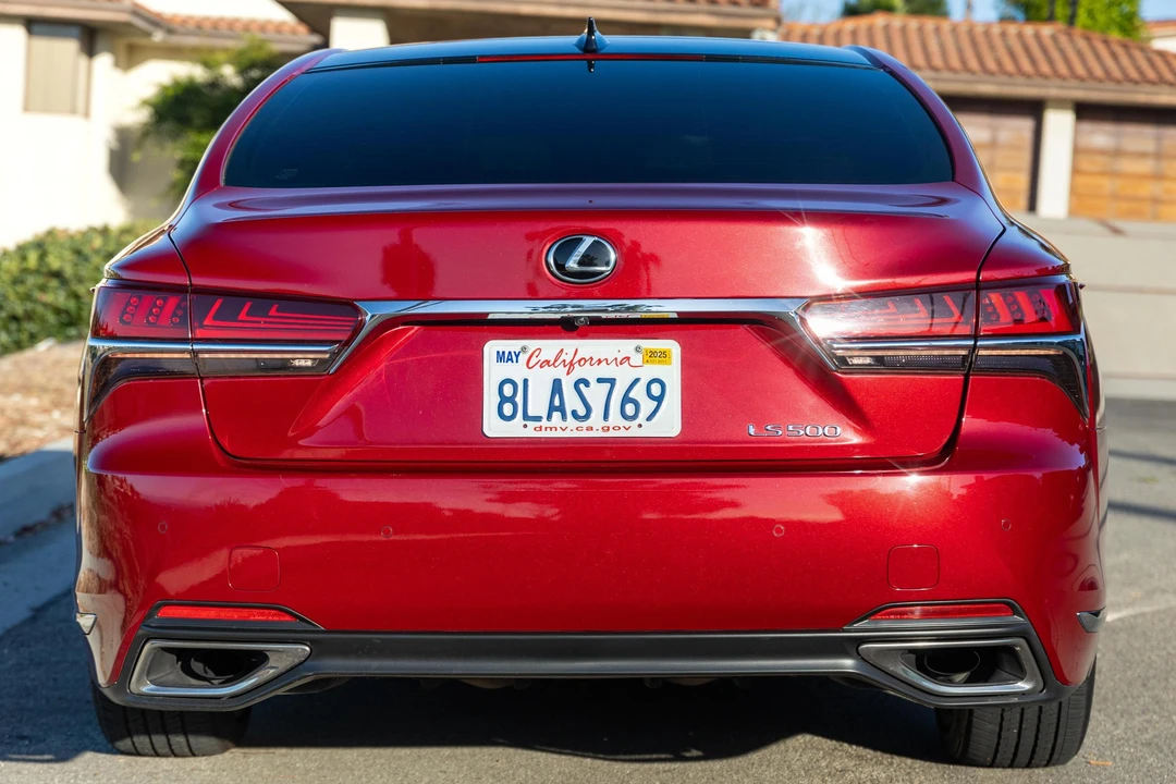 2019 Lexus LS 5th Gen - Image 5 of 31