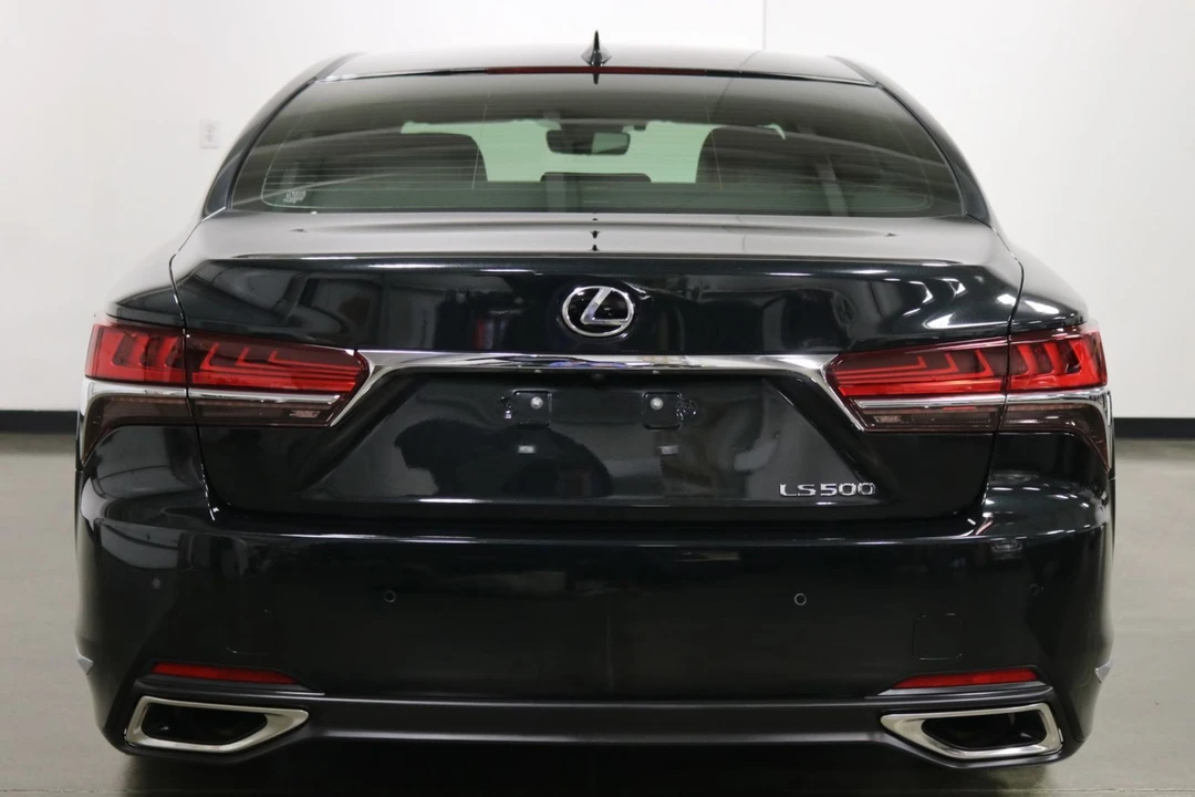 2019 Lexus LS 5th Gen - Image 9 of 12