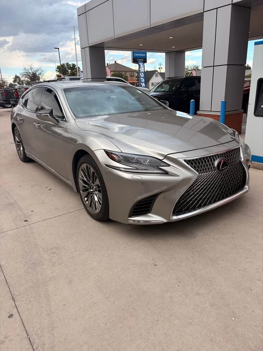 2019 Lexus LS 5th Gen - Image 2 of 8
