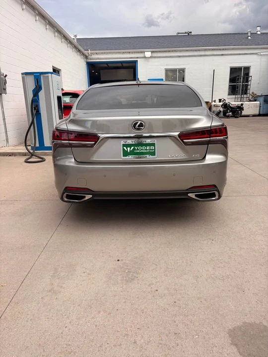 2019 Lexus LS 5th Gen - Image 5 of 8