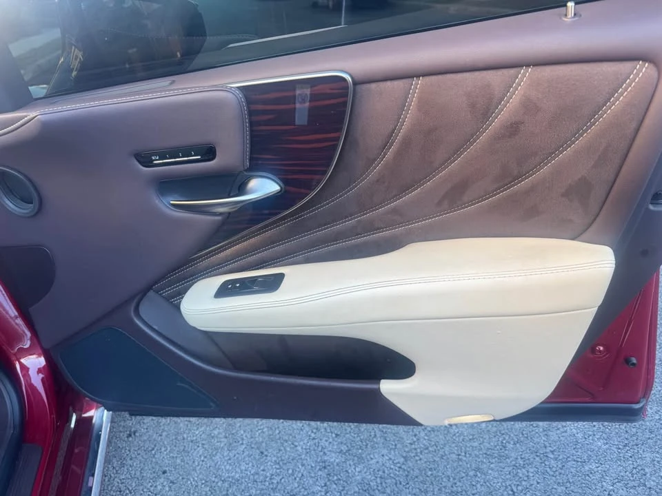 2018 Lexus LS 5th Gen - Image 12 of 12