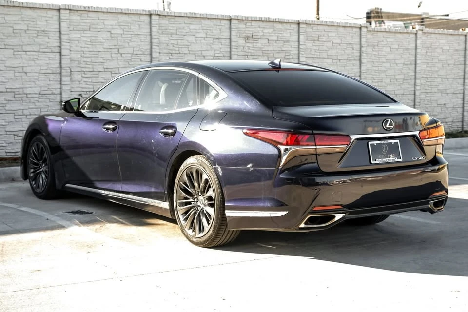 2019 Lexus LS 5th Gen - Image 9 of 18