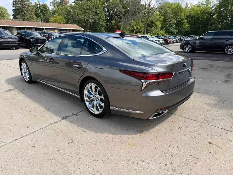 2019 Lexus LS 5th Gen - Image 5 of 20