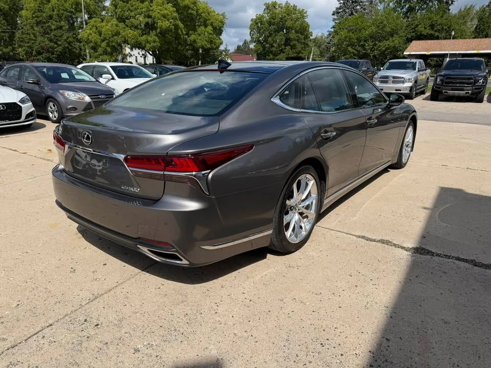 2019 Lexus LS 5th Gen - Image 7 of 20