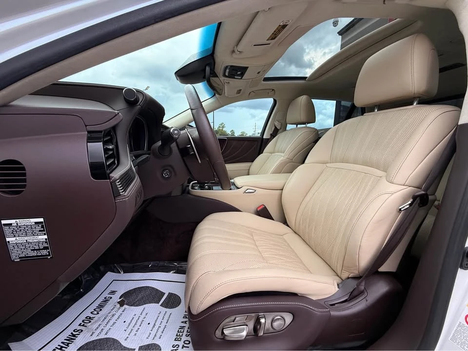 2019 Lexus LS 5th Gen - Image 9 of 20