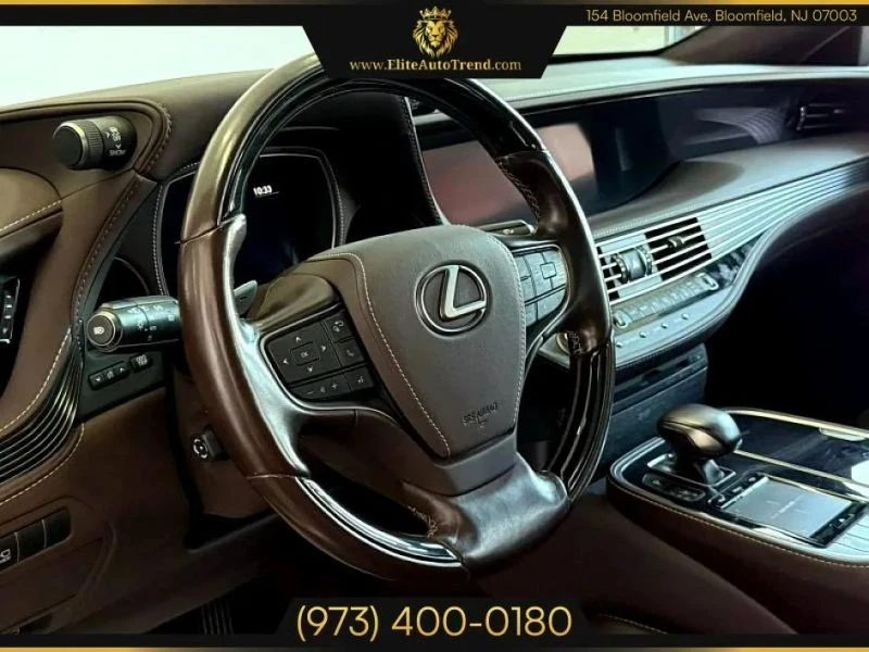2019 Lexus LS 5th Gen - Image 9 of 12