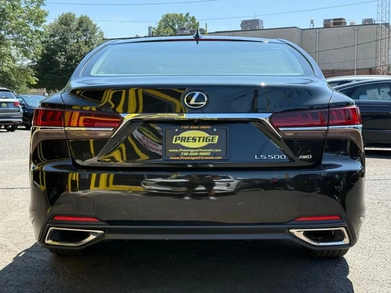 2019 Lexus LS 5th Gen - Image 5 of 12