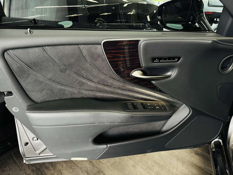 2019 Lexus LS 5th Gen - Image 20 of 31