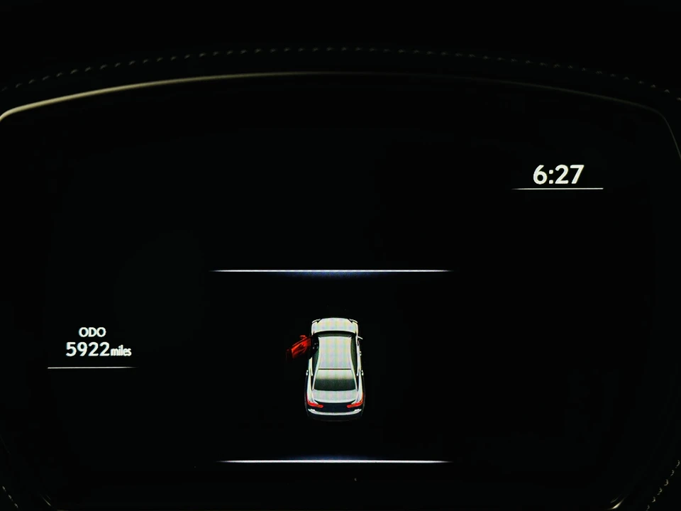 2019 Lexus LS 5th Gen - Image 31 of 31