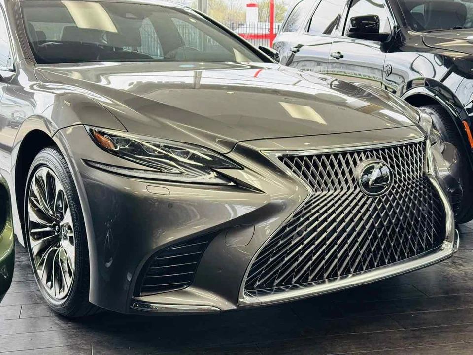 2019 Lexus LS 5th Gen - Image 3 of 31