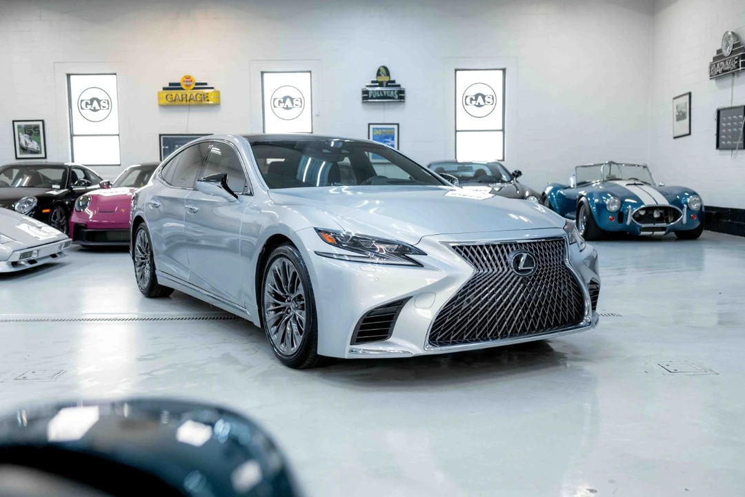 2019 Lexus LS 5th Gen - Image 6 of 12