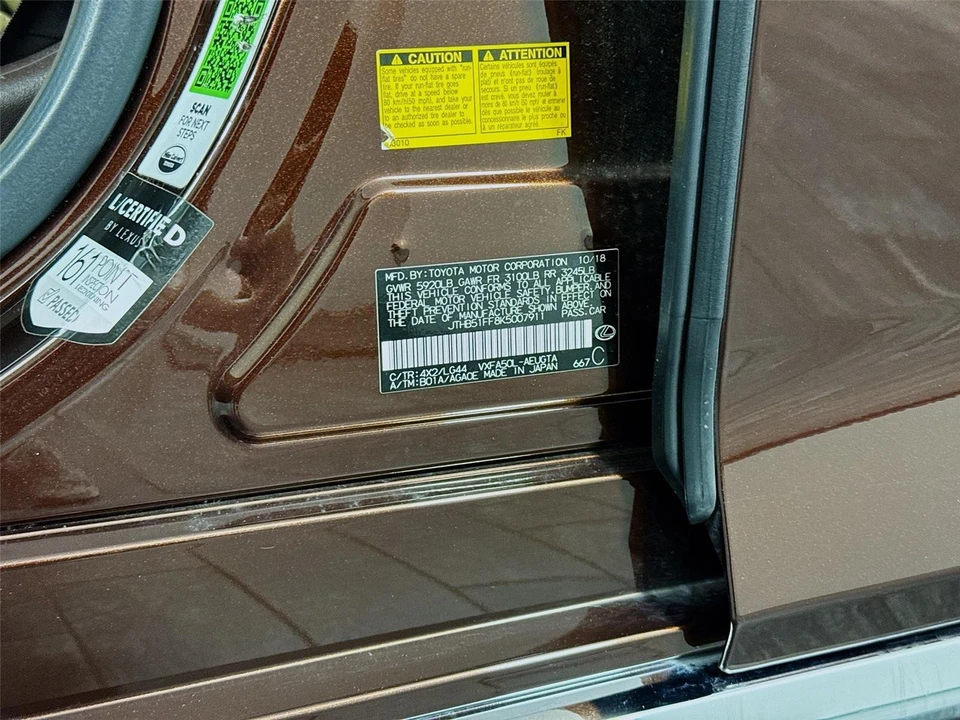 2019 Lexus LS 5th Gen - Image 21 of 24