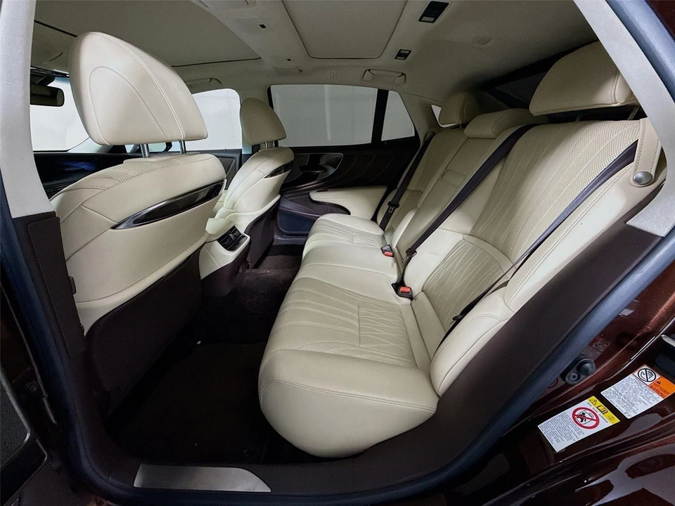 2019 Lexus LS 5th Gen - Image 4 of 24