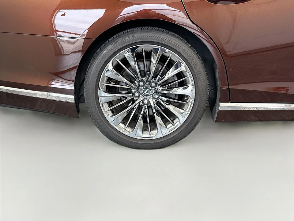 2019 Lexus LS 5th Gen - Image 20 of 24