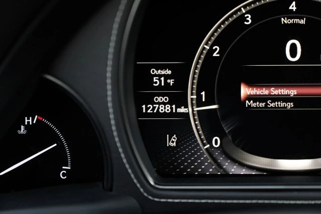 2019 Lexus LS 5th Gen - Image 21 of 31