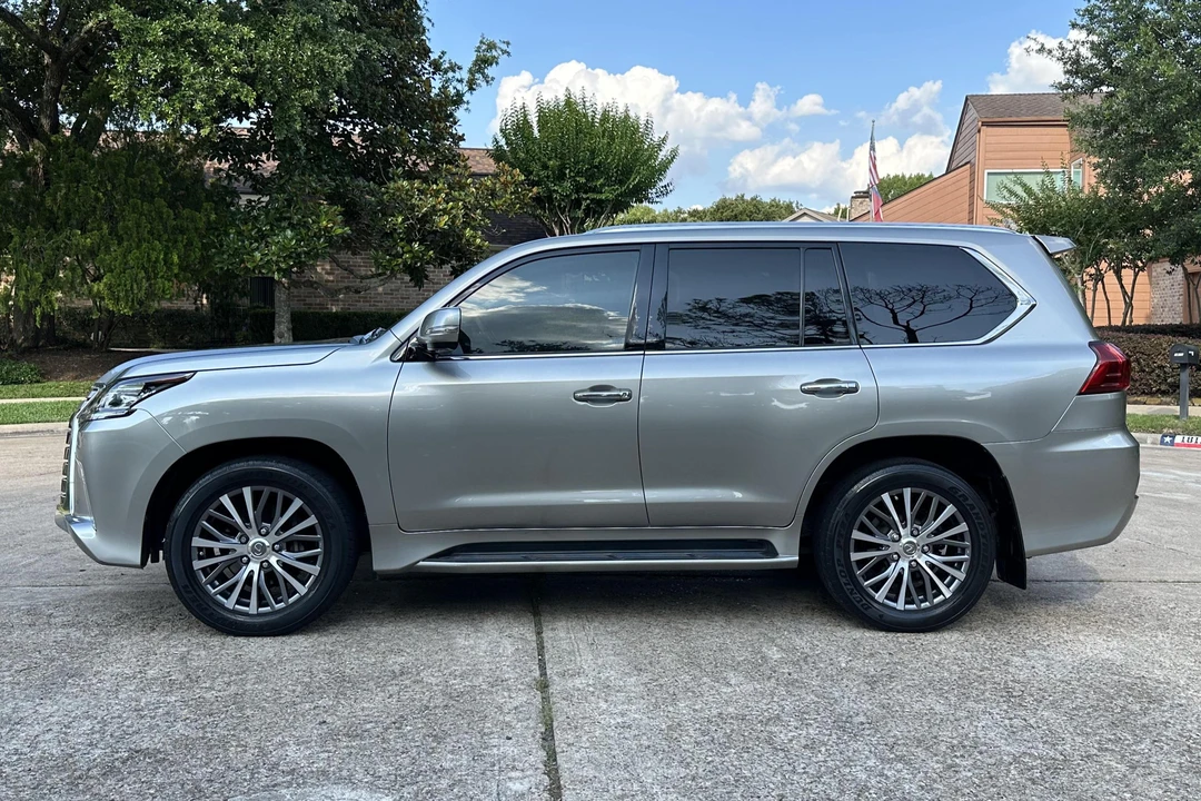 2019 Lexus LX 3rd Gen - Image 3 of 31