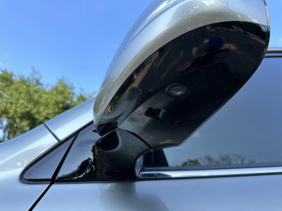 2019 Lexus LX 3rd Gen - Image 28 of 31