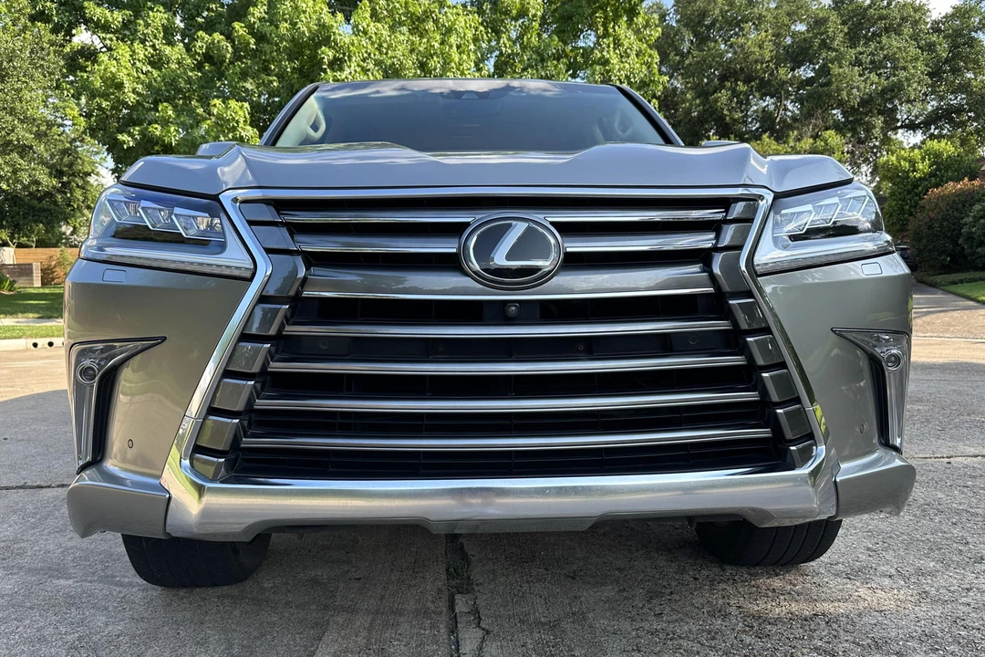 2019 Lexus LX 3rd Gen - Image 2 of 31